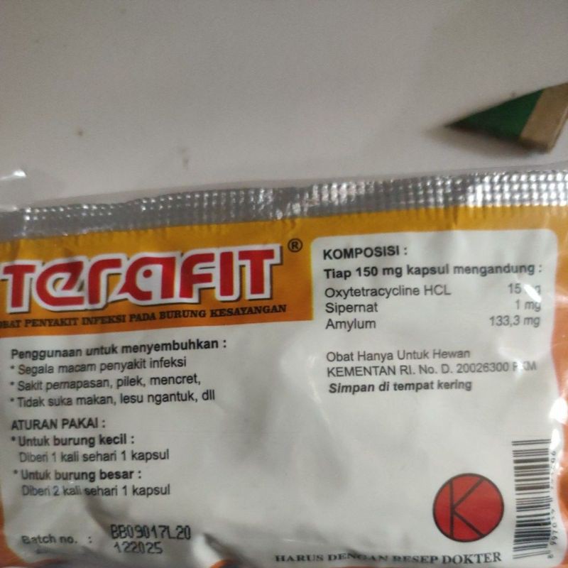 terafit obat burung sakit Eka farma isi 10 kapsul