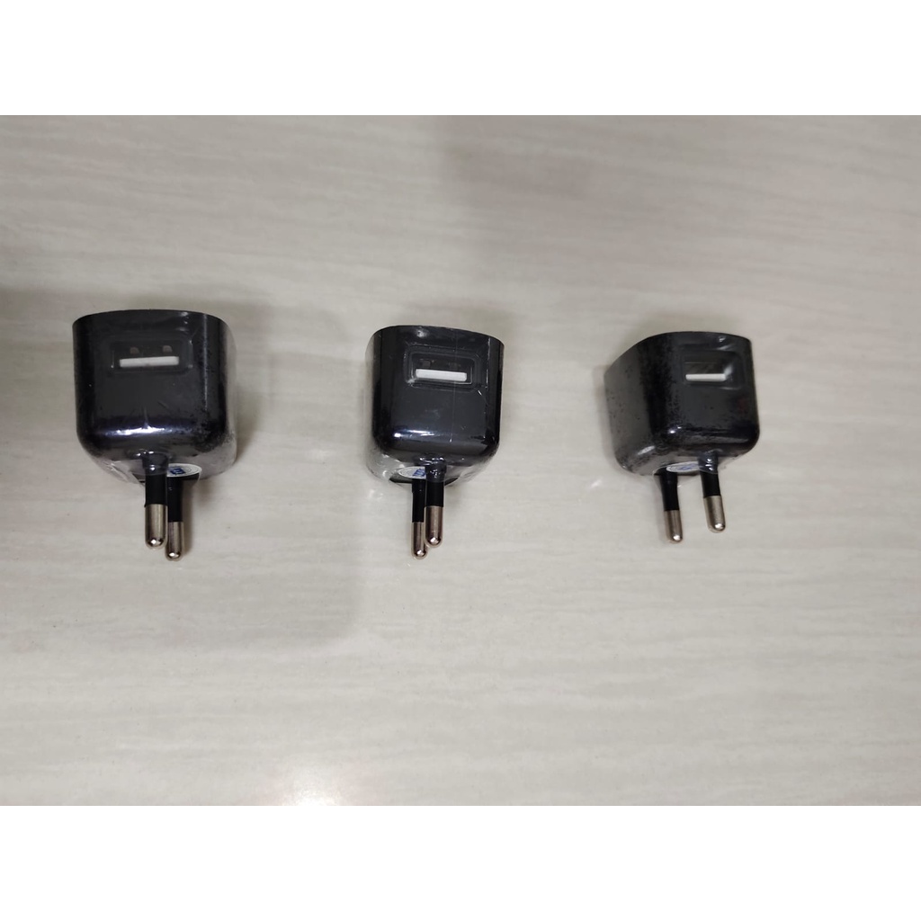 Batok/kepala adaptor charger