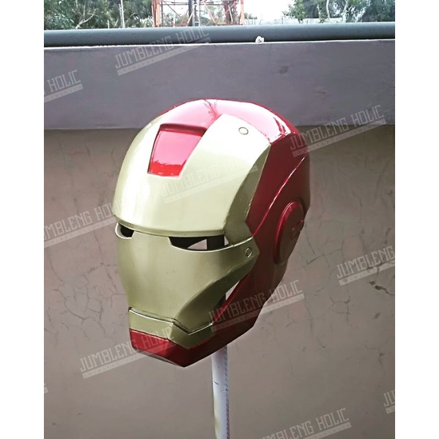 Helm Iron Man Mark 4 Cosplay otomatis buka tutup