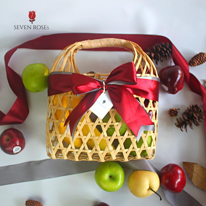 

Parcel Buah Model Tas/Hampers Buah Unik