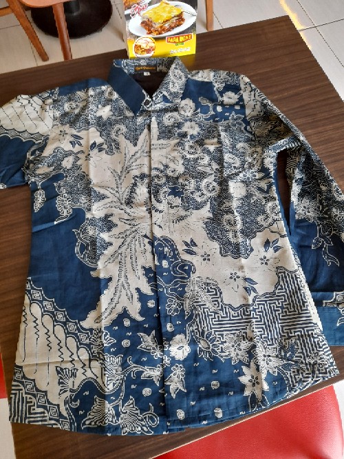 Murai Batu Kemeja Batik Pria Lengan Panjang Slimfit Katun Printing Hem Baju Atasan Kantor Modern