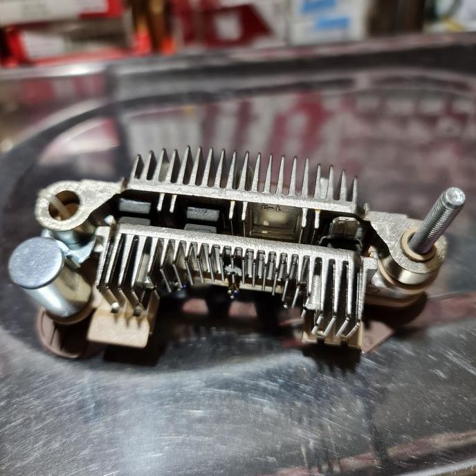 Rectifier Silikon Diode Alternator Ps135 135Ps L300 diesel 2.5 M5