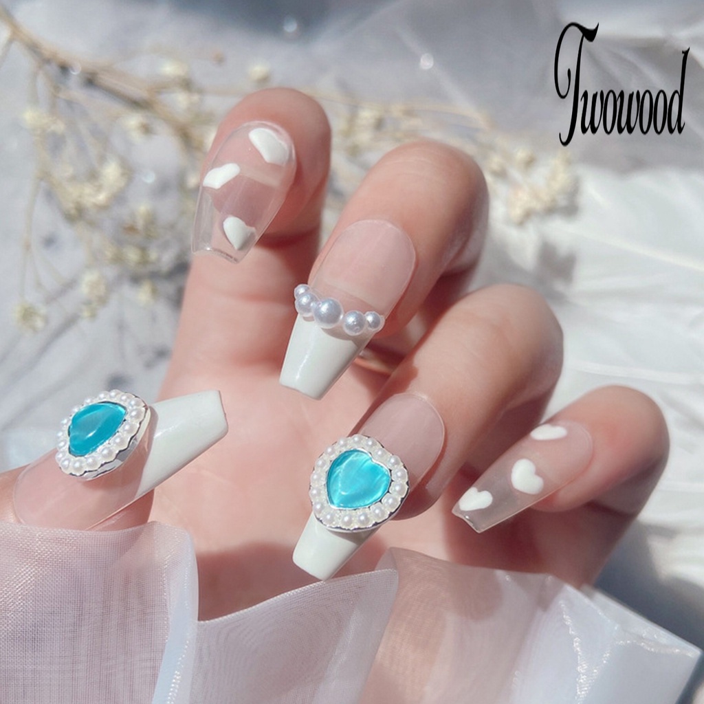 3 Pcs Ornamen Berlian Imitasi Mutiara Hati 3D Warna-Warni Bahan Alloy Untuk Dekorasi Nail Art Salon