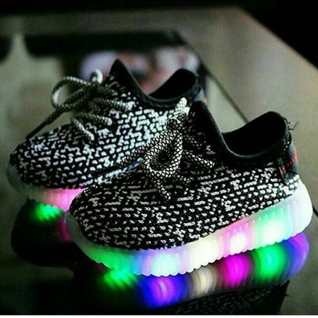 sepatu anak lampu LED shoes phantom size 21-29. Sepatu led lampu anak