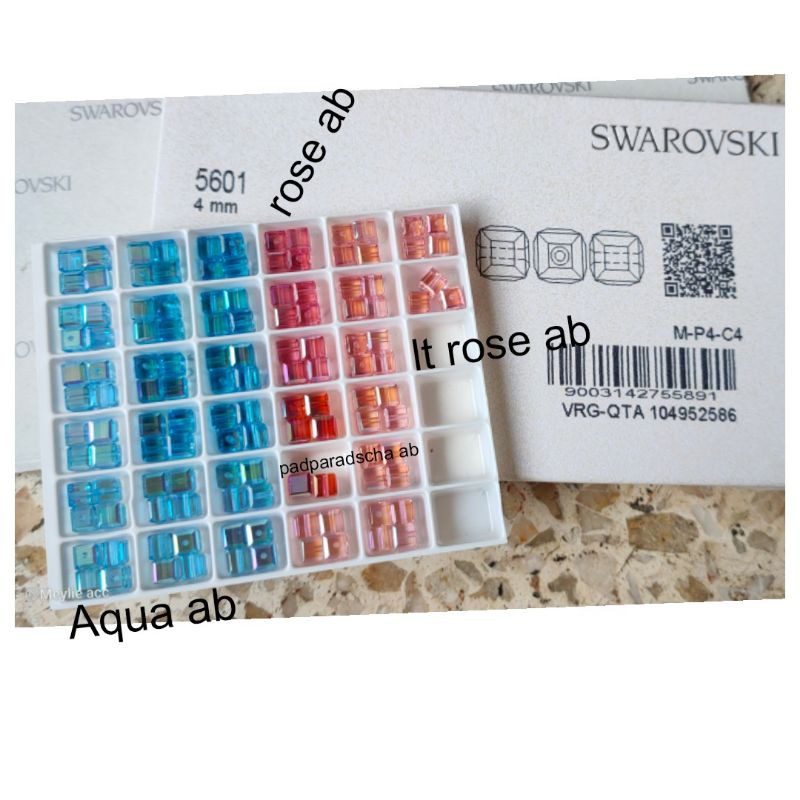 Swarovski Kubus 4mm warna