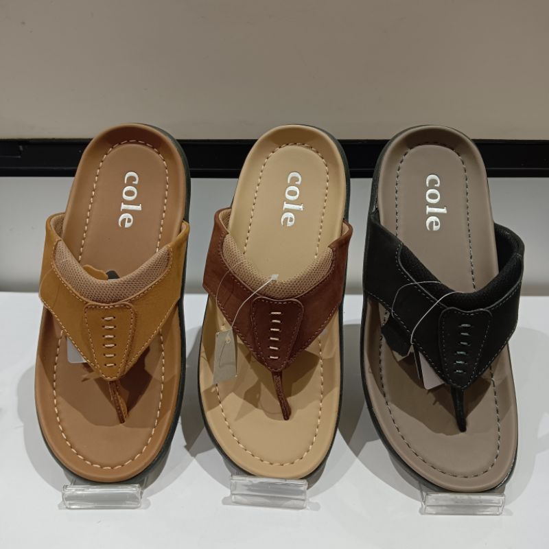 Cole sandal jepit Pria branded Matahari