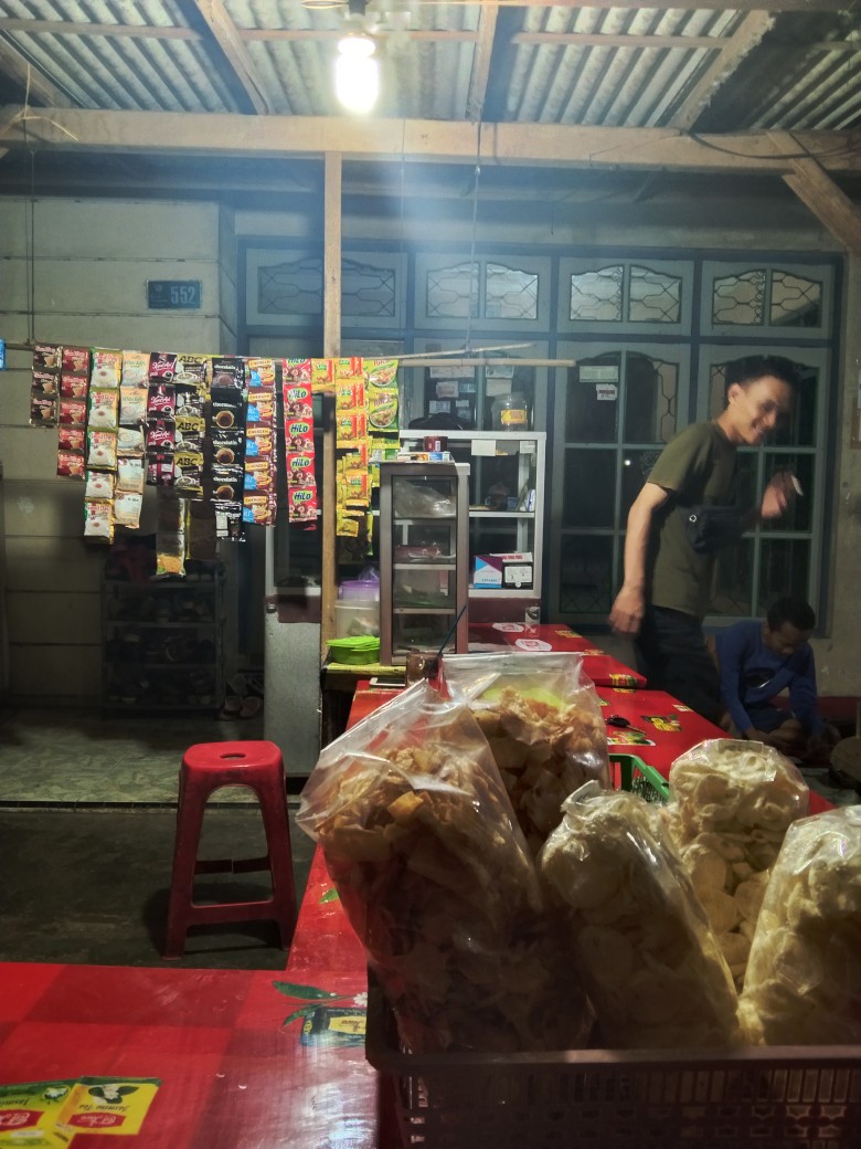 Batik Kalongan | Kemeja Batik Kantor Unggul Jaya Motif Terbaru