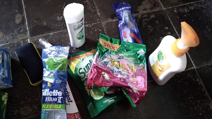 Rinso Bubuk Anti Noda + Molto 240g Kemasan Ekonomis 5000