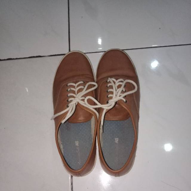 Sepatu American Eagle