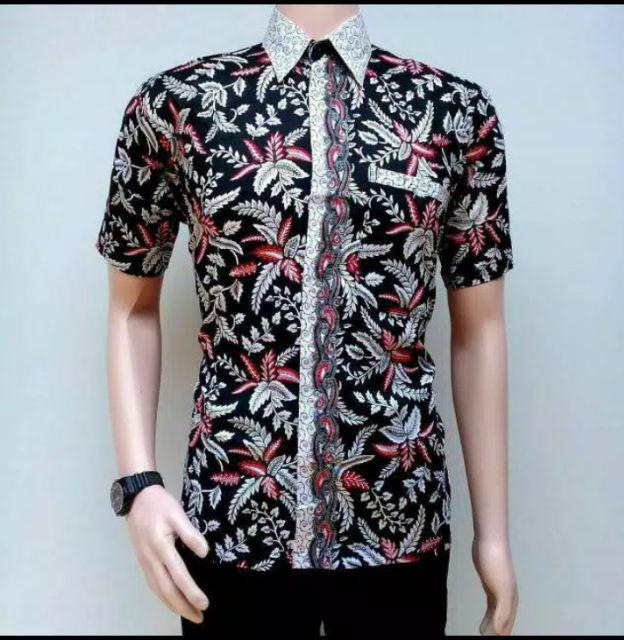 Kemeja Batik Pria Lengan Pendek Motif Gemek