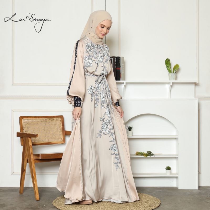 Lia Soraya @liasoraya_ahmad X Okky Asokawati @okkyasokawatireal
Kyra Dress Nude