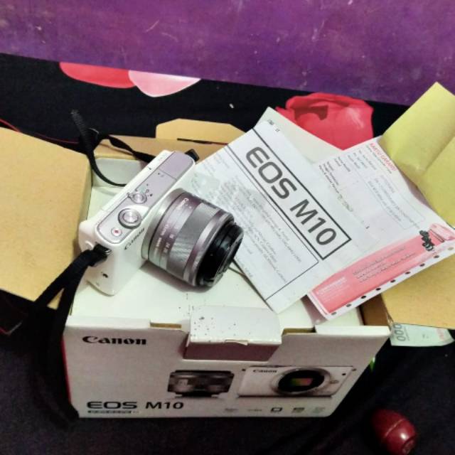 EOS M10 bekas jek mak nyus | Shopee Indonesia