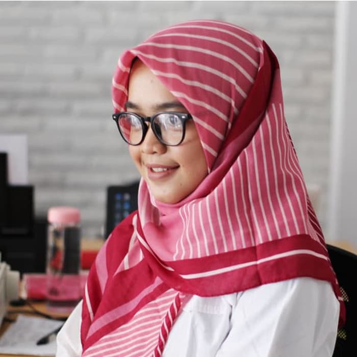 Hijab Segiempat Katun Voal Motif - CAMELIA - Hijau Tosca Murah