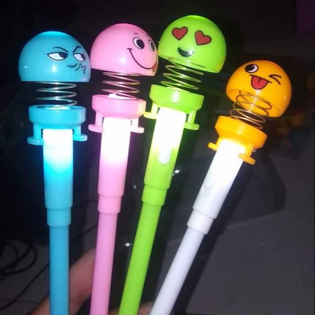 

Bulpen Emoji LED