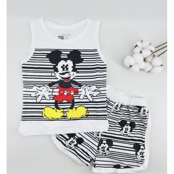 Setelan tanktop dan celana pendek motif untuk anak bahan kaos