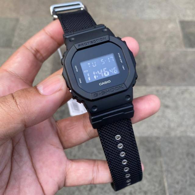 Gshock dw 5600bbn