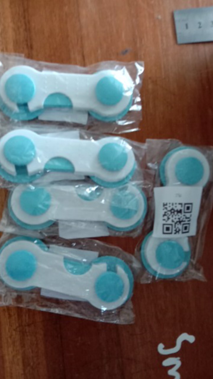 Pengaman / Pengunci Lemari / Laci / Pintu