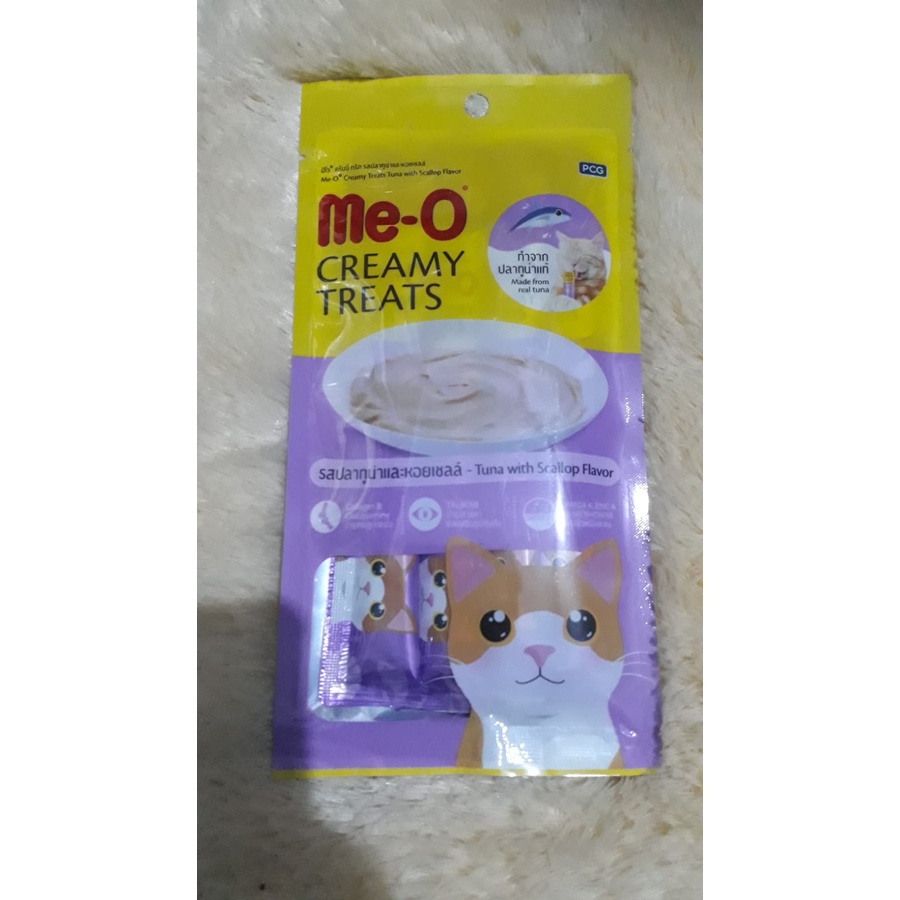 Me-O creamy trearts camilan untuk kucing