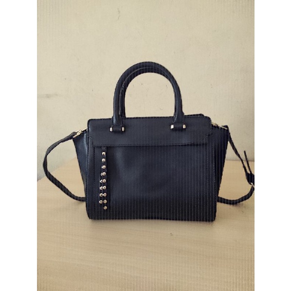 Tas L'Alpina Kangaroo hitam