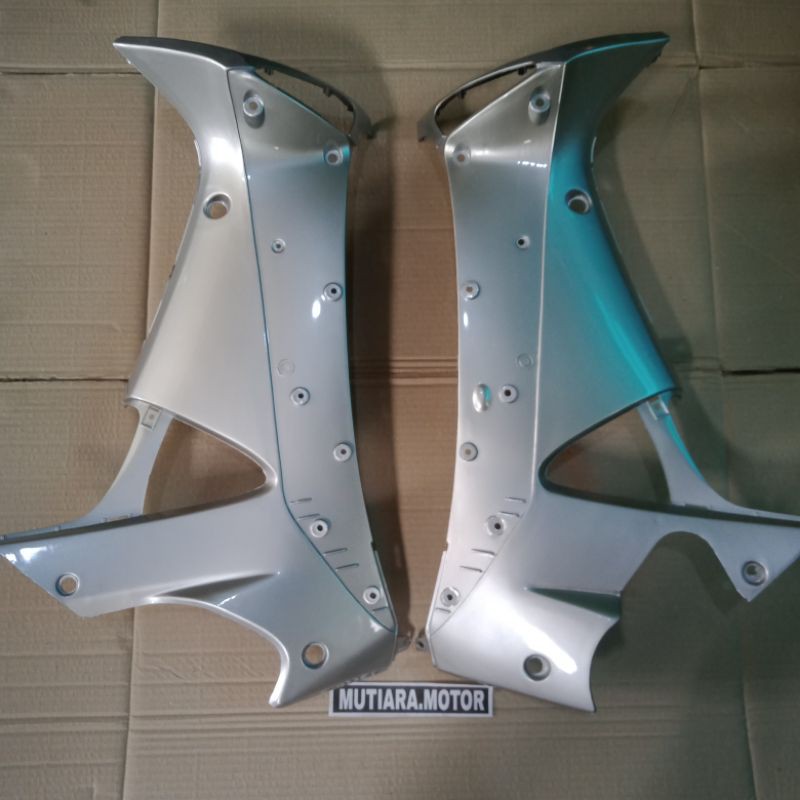 Cover Body Sayap Dalam Supra X 125 Lama Warna silver