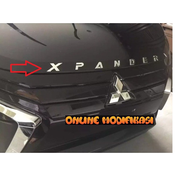 Emblem Logo Kap Mesin Xpander Chrome