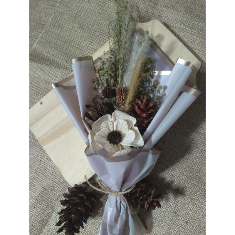 

bouqet bunga kering