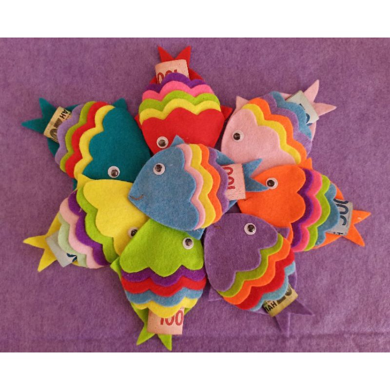 

Tempat Angpao Flanel