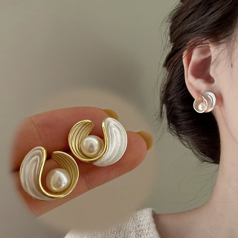 Anting Mutiara Model Simple