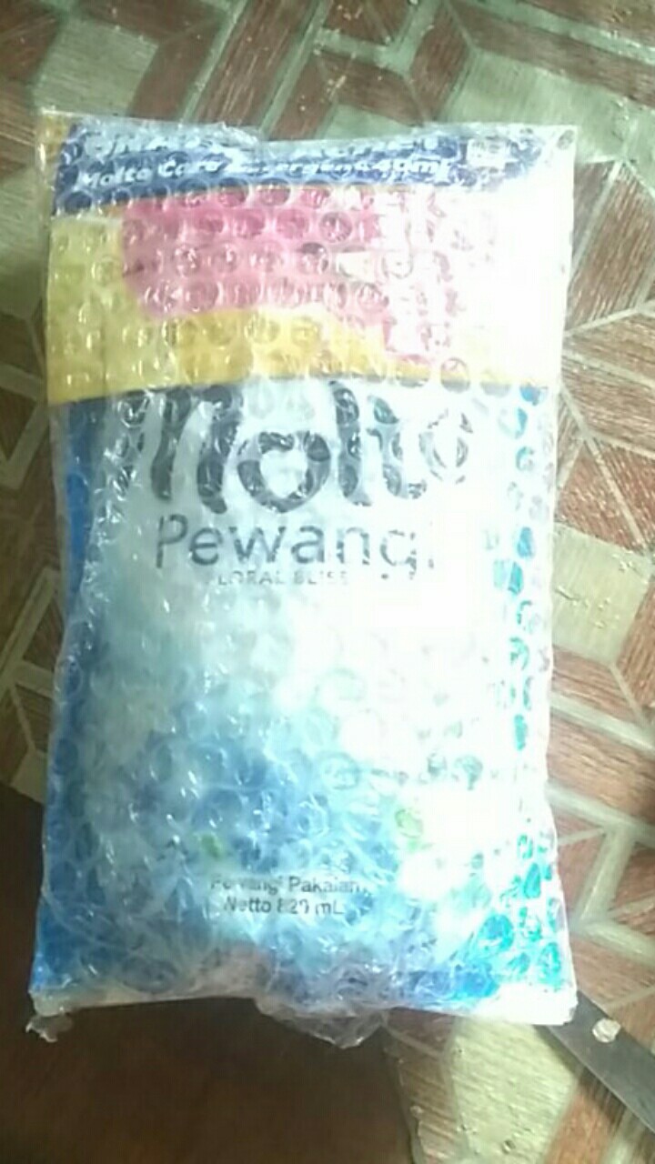 Molto Pewangi 820 Ml