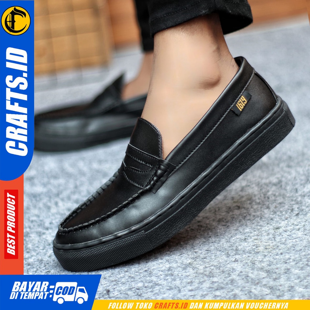 Sepatu Sneakers Pria Sepatu Casual Pria Kulit Pu Sepatu Kerja Kuliah Kondangan Sepatu Hitam Pria CRAFTS TREVOZ