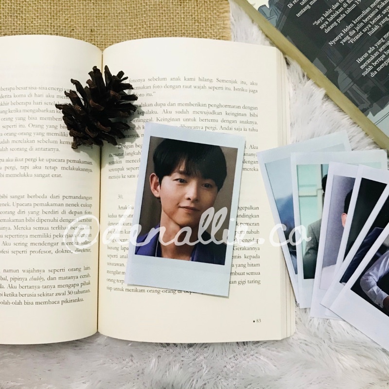 

CETAK POLAROID BTS | Cetak polaroid Bisa custom (ukuran 2R)