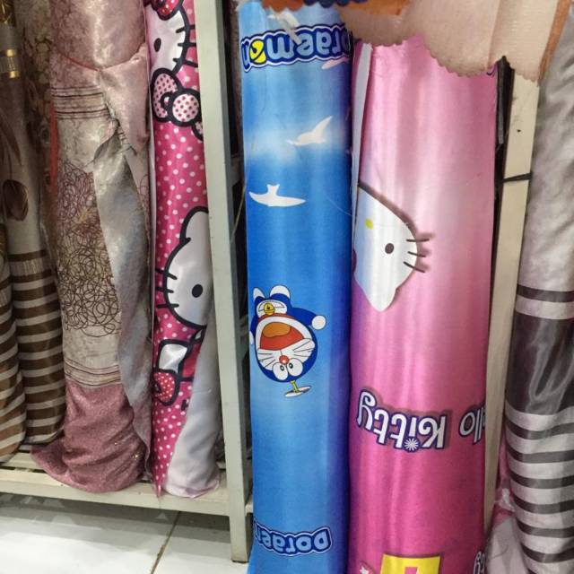 Kain Bahan Gorden Blackout Karakter