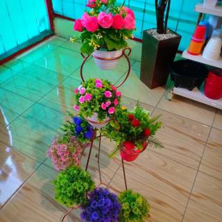 Standing Pot Rak Besi Pot Bunga MINI 10 Susun Spiral Standing Pot Rak Besi Pot Bunga MINI 10 Susun Spiral