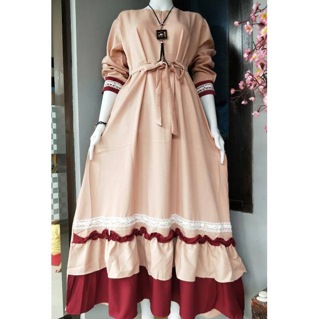 R *Ayunda Maxy*