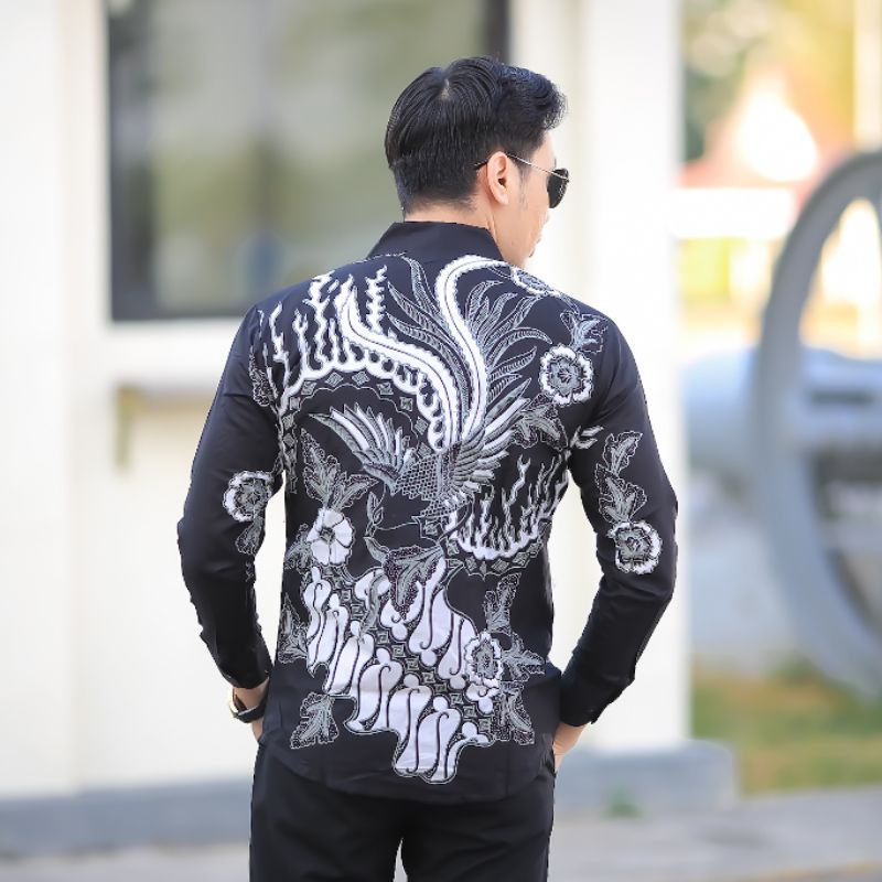 BATIK BOLO DEWO Motif Pancasona Hem Atasan Kemeja Batik Pria Lengan Panjang Lapis Furing