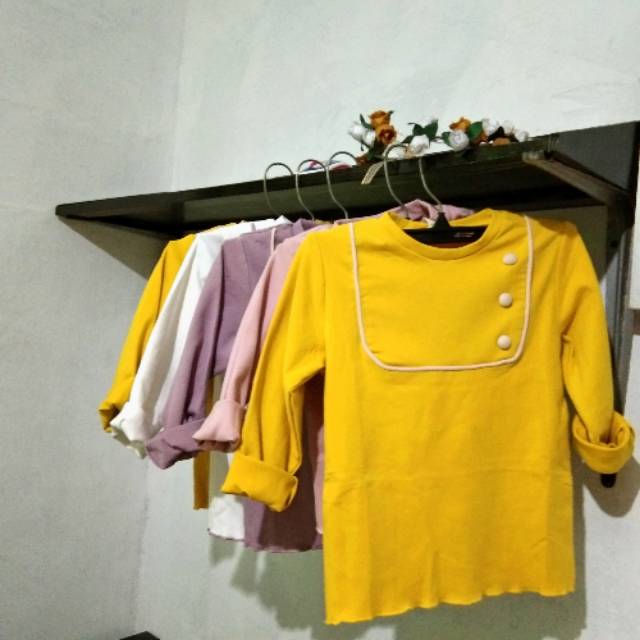 Baju motif kancing (import)