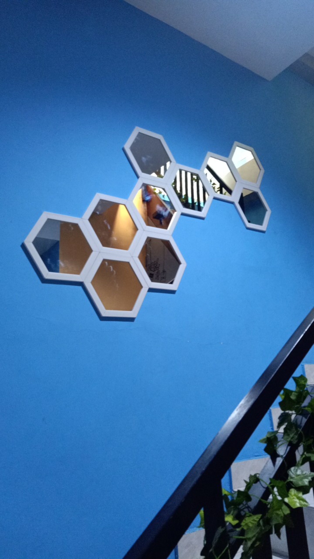 Kaca Hexagon Mirror Diameter 30 Centi Tinggal Tempel... Kwalitas Ok. Harga Murah Banget