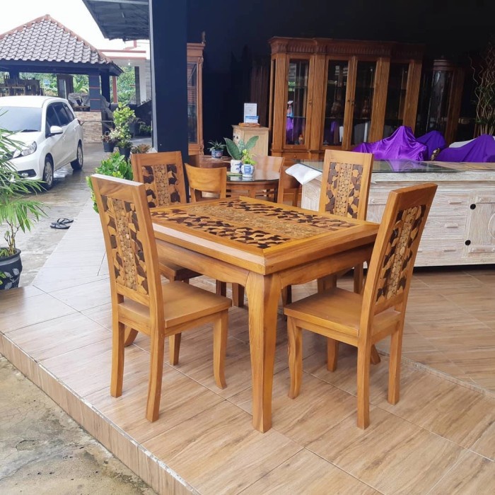 KURSI MEJA MAKAN ANTIK KAYU TREMBESI 4 kursi
