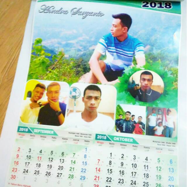 

Kalender Dinding bergambar new 2018