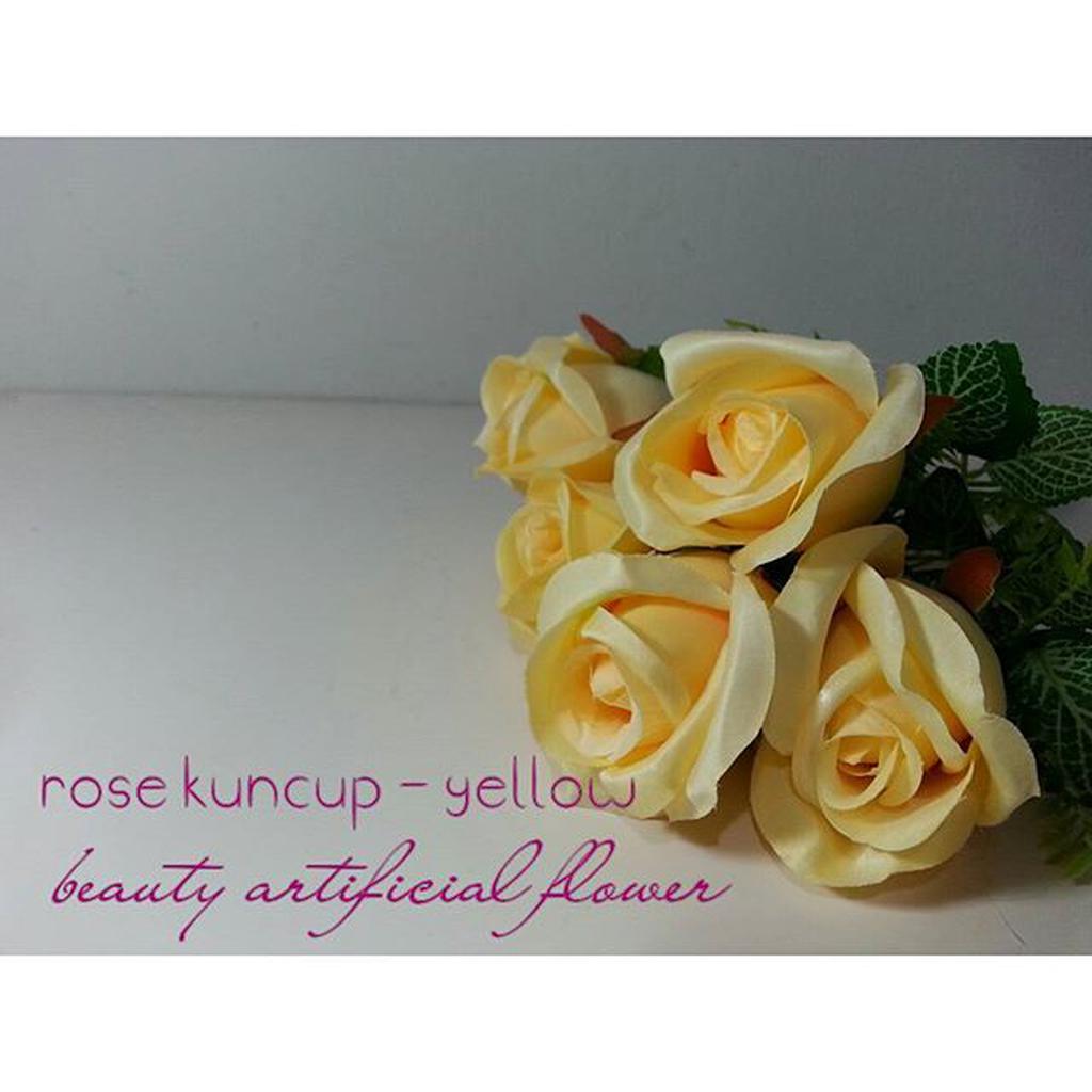 Bunga Plastik Rose/Mawar Kuncup (Kuning)