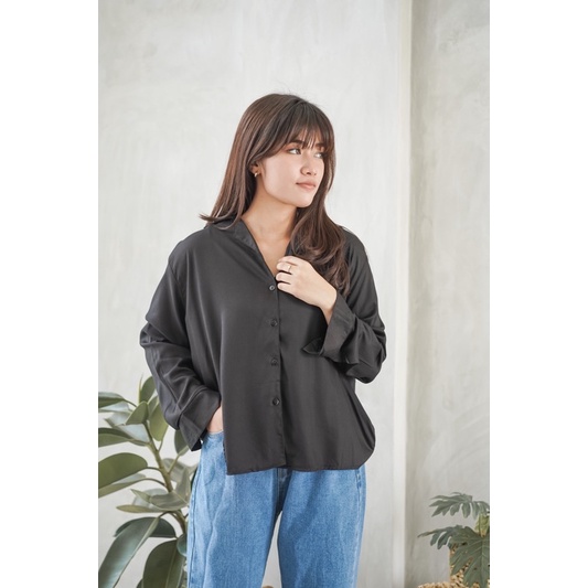 Severli Cella Shirt Kemeja Wanita-Black