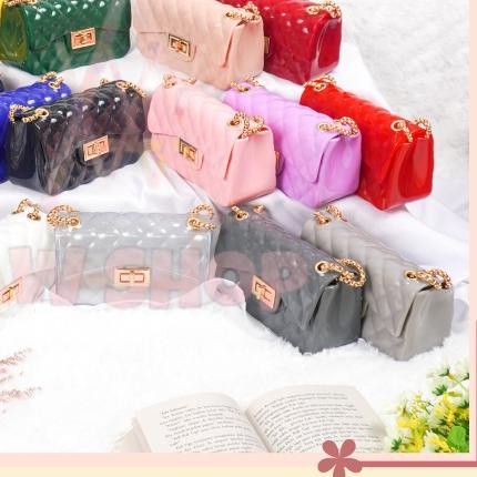☞ TAS SELEMPANG WANITA JELLY GLOSSY RANTAI GOLD SIZE 18 CM | GLOSSY RANTAI GOLD ➸