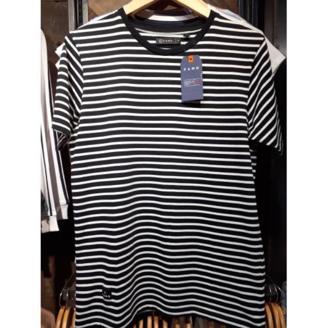 KAOS FAMO PRIA BELANG BELANG HITAM PUTIH 1405