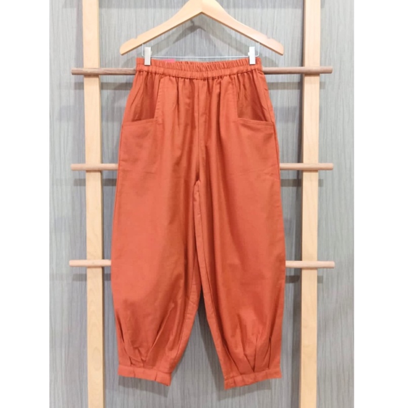 CoD- Hinata Pants- Celana Santai 7/9- Celana Kulot Wanita- Celana Baggy Rami Premium- Celana Panjang-Coral Bata