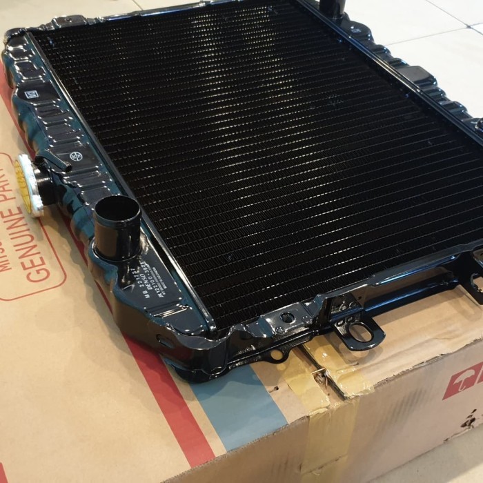 Radiator Asli Mitsubishi L300 Bensin