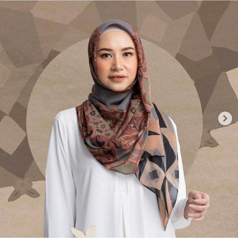 Preloved Kyra Scarf By Heaven Lights HL Voal Motif Frosty