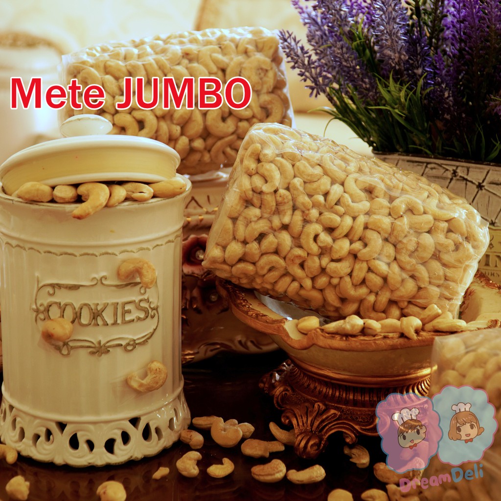 

Kacang Mente / Mete / Mede Mentah JUMBO 1KG