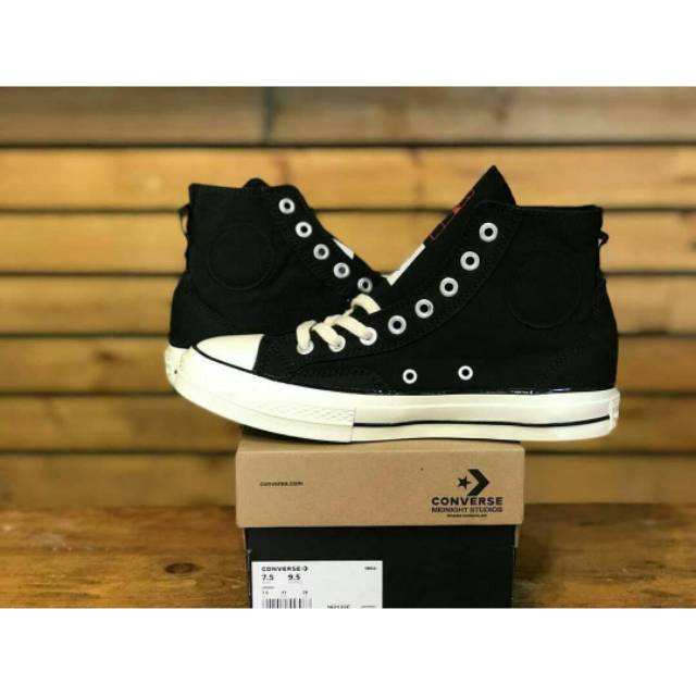 CONVERSE ALL STAR MIDNIGHT STUDIOS BLACK WHITE HIGH
KUALITAS PREMIUM BNIB, Made In VIETNAM