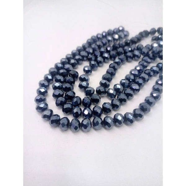 Manik Kristal Bakpao / Ceko Hitam Kilap