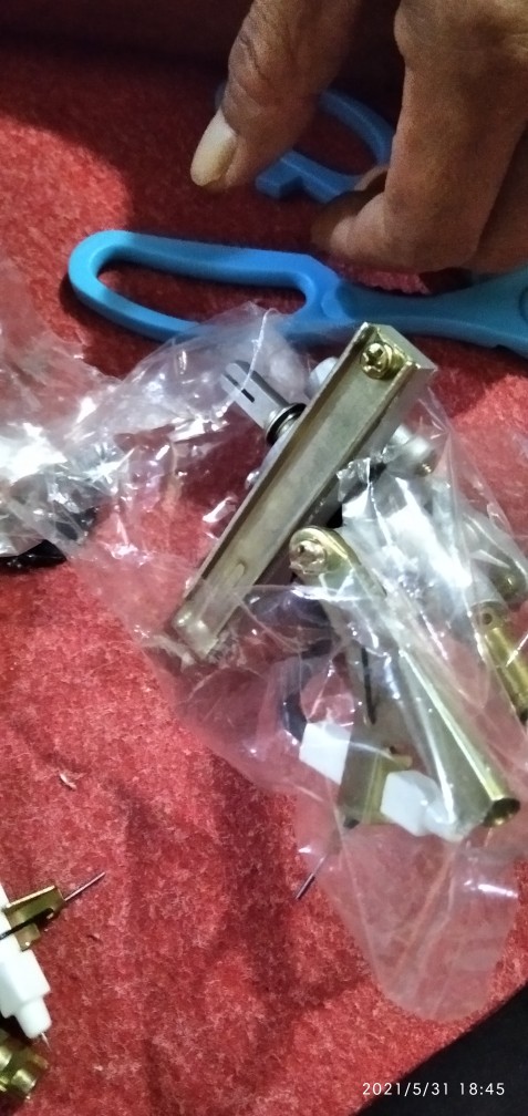 Mesin Pemantik Model Quantum Kompor Gas/ignition/pemantik/gas Valve